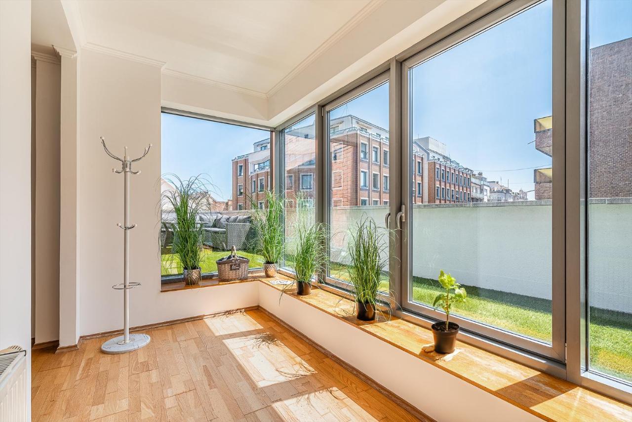 Penthouse Three Bedrooms, Three Balconies Apartment With Free Parking In Kiraly Street Budapest Exterior foto